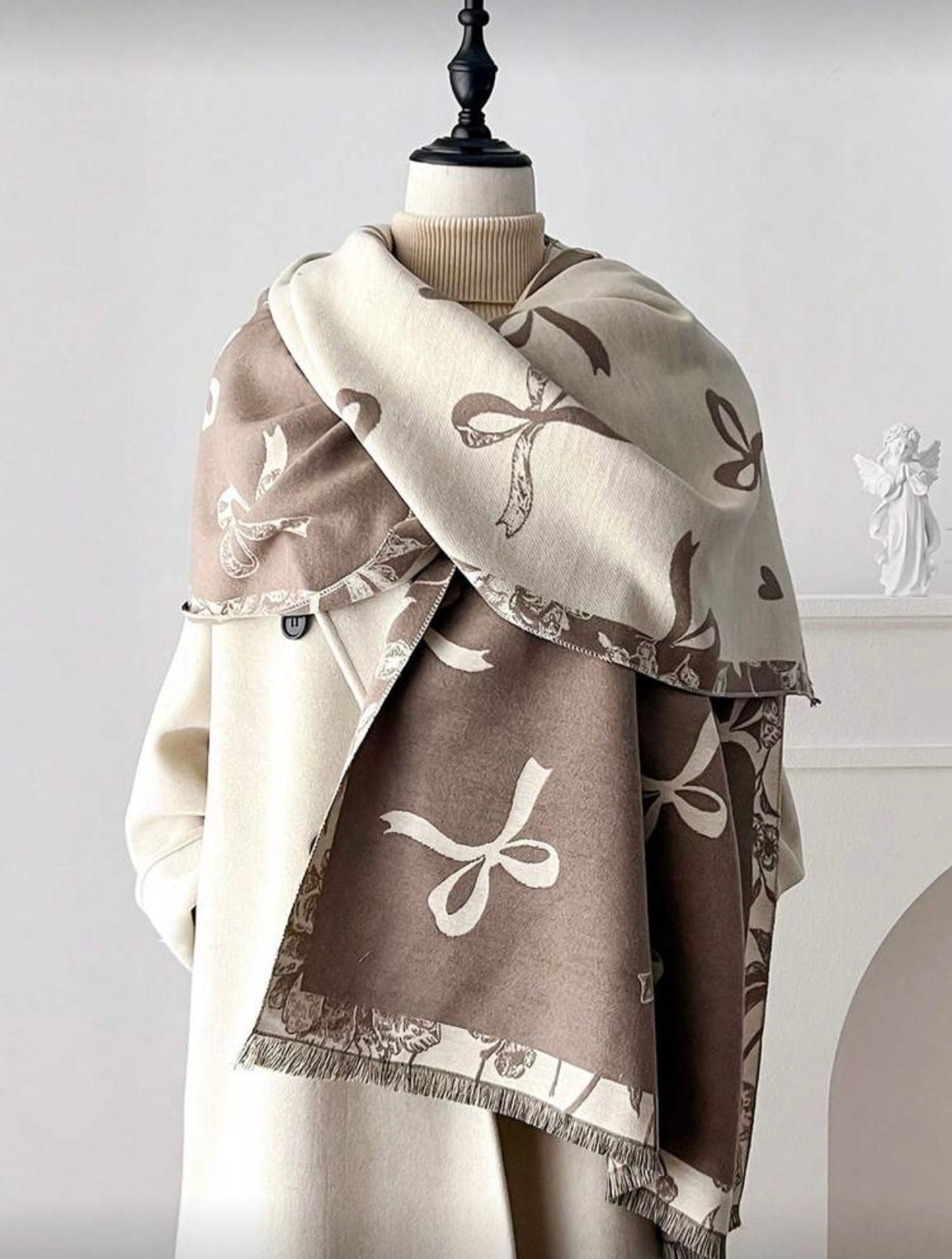 Elegant Soft Scarf with Bow Detail