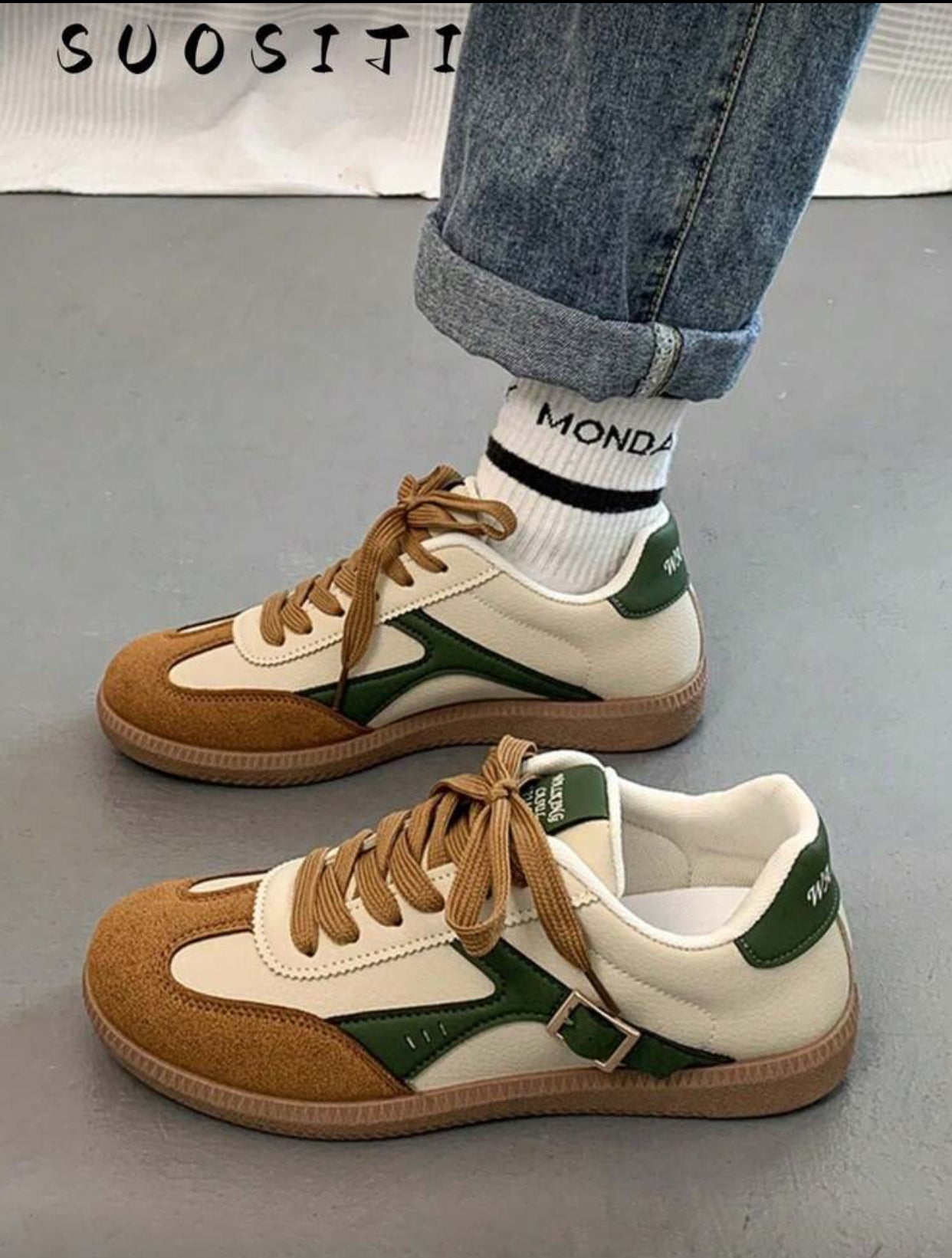 پێلاڤێن وەرزشی یێن ئافرەتان سادە دژی خلیساندنئ