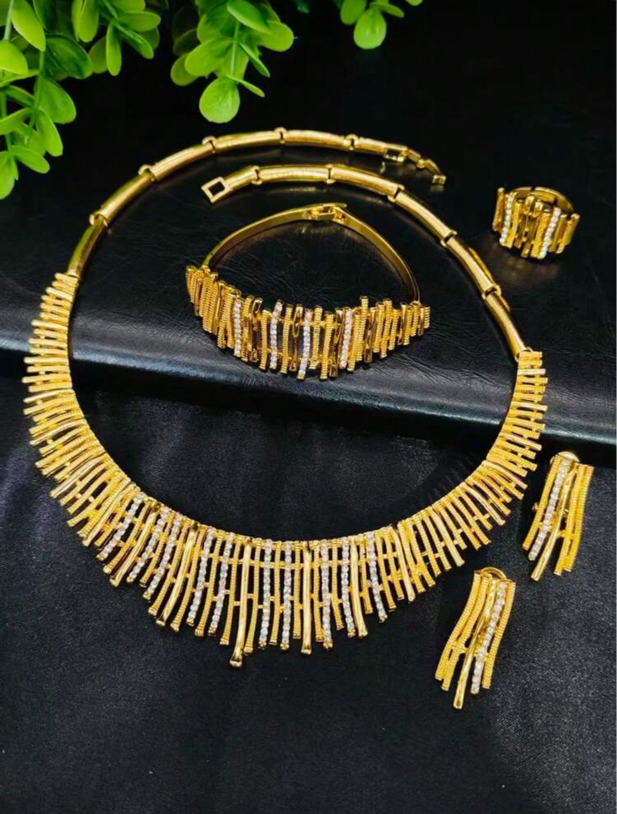Elegant Gold Plated Jewelry Set for Women
