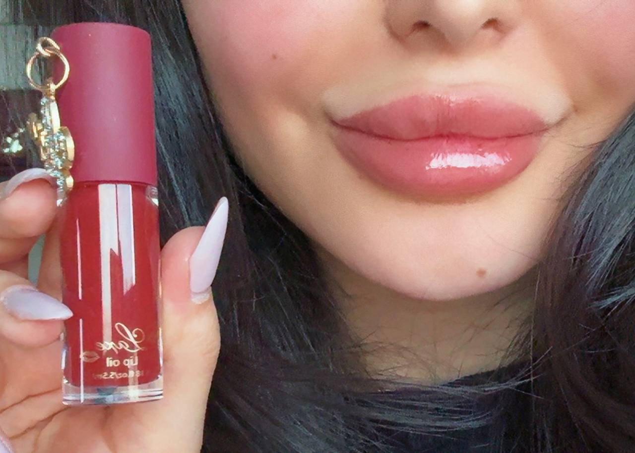 Laxe lip oil Cherry