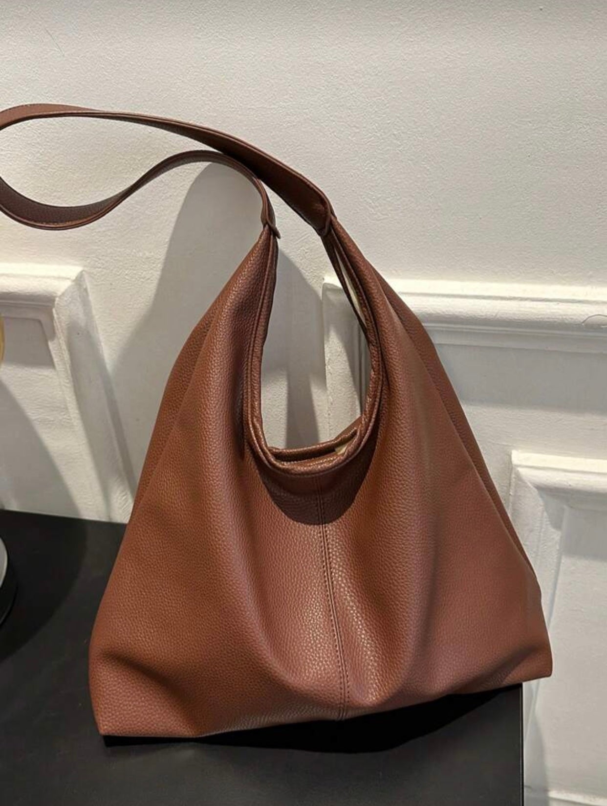 حقيبة كتف كاجوال كبيرة بإغلاق مغناطيسي