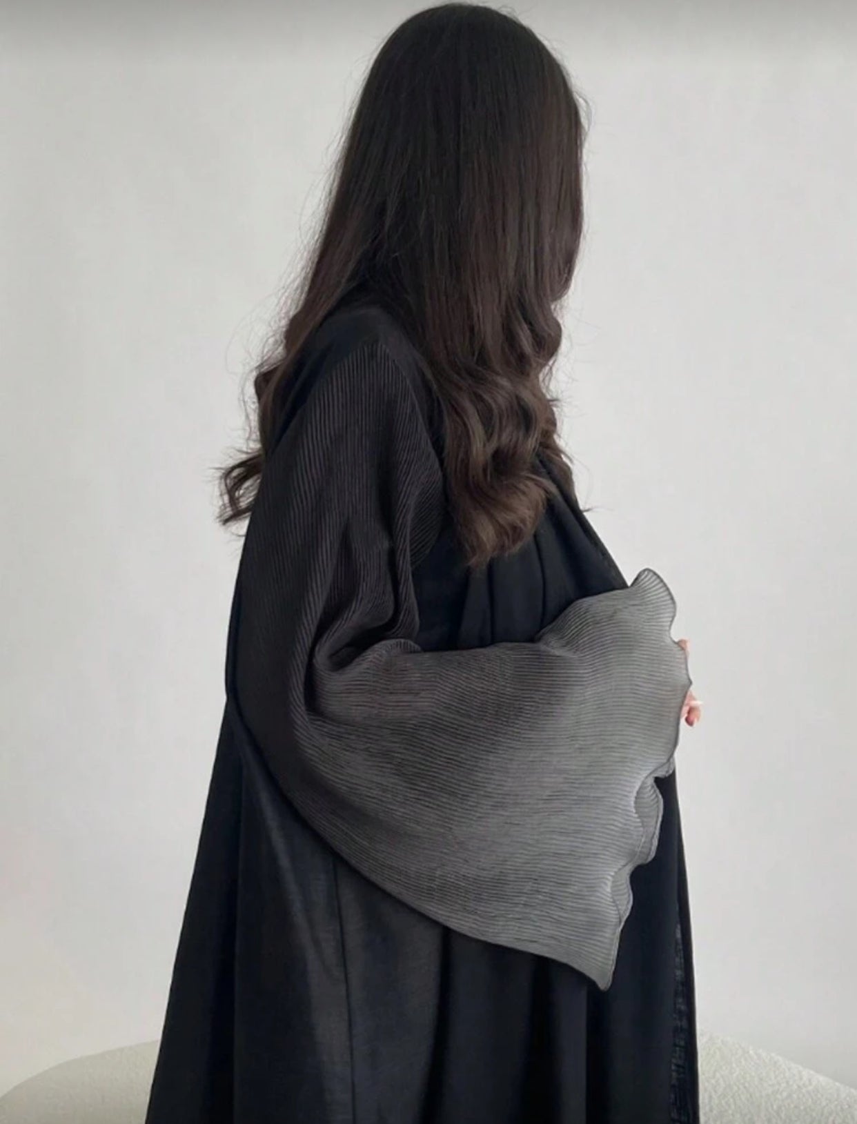 فستانەکێ درێژ ب رەنگێن تێکەلکری 