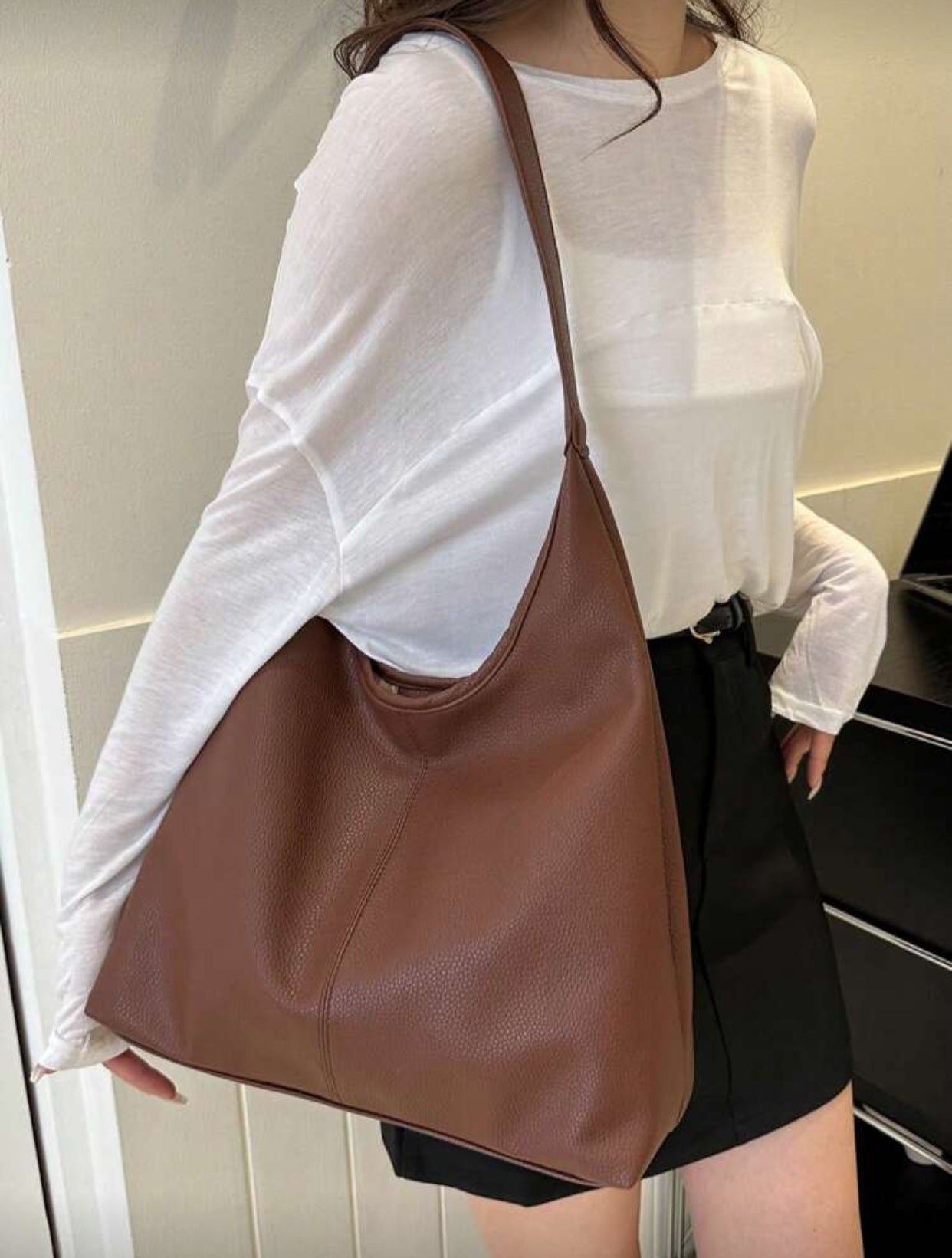 حقيبة كتف كاجوال كبيرة بإغلاق مغناطيسي