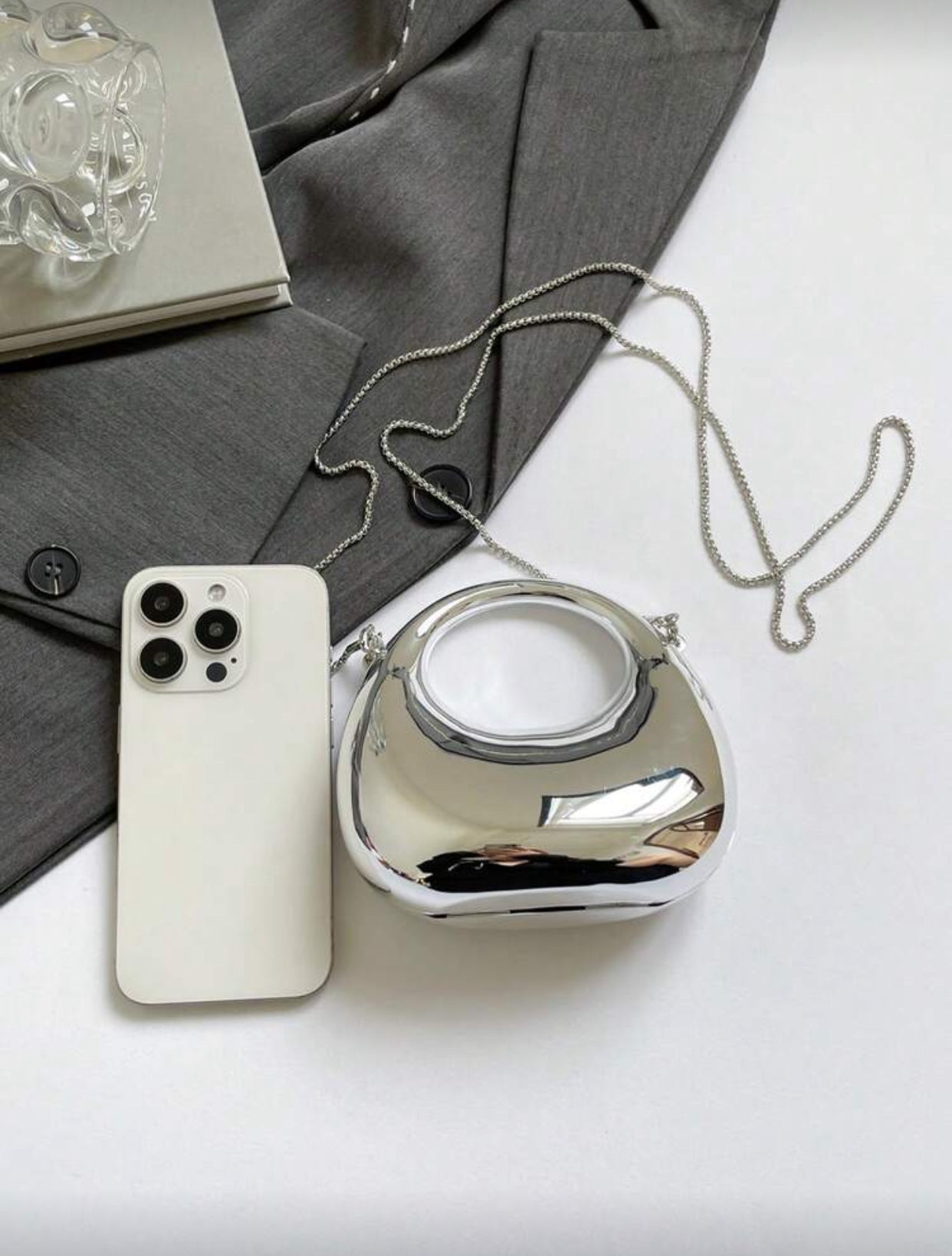  حقيبة يد نسائية أنيقة من الأكريليك