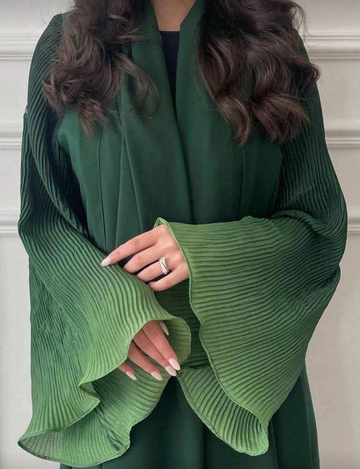 فستانەکێ درێژ ب رەنگێن تێکەلکری 