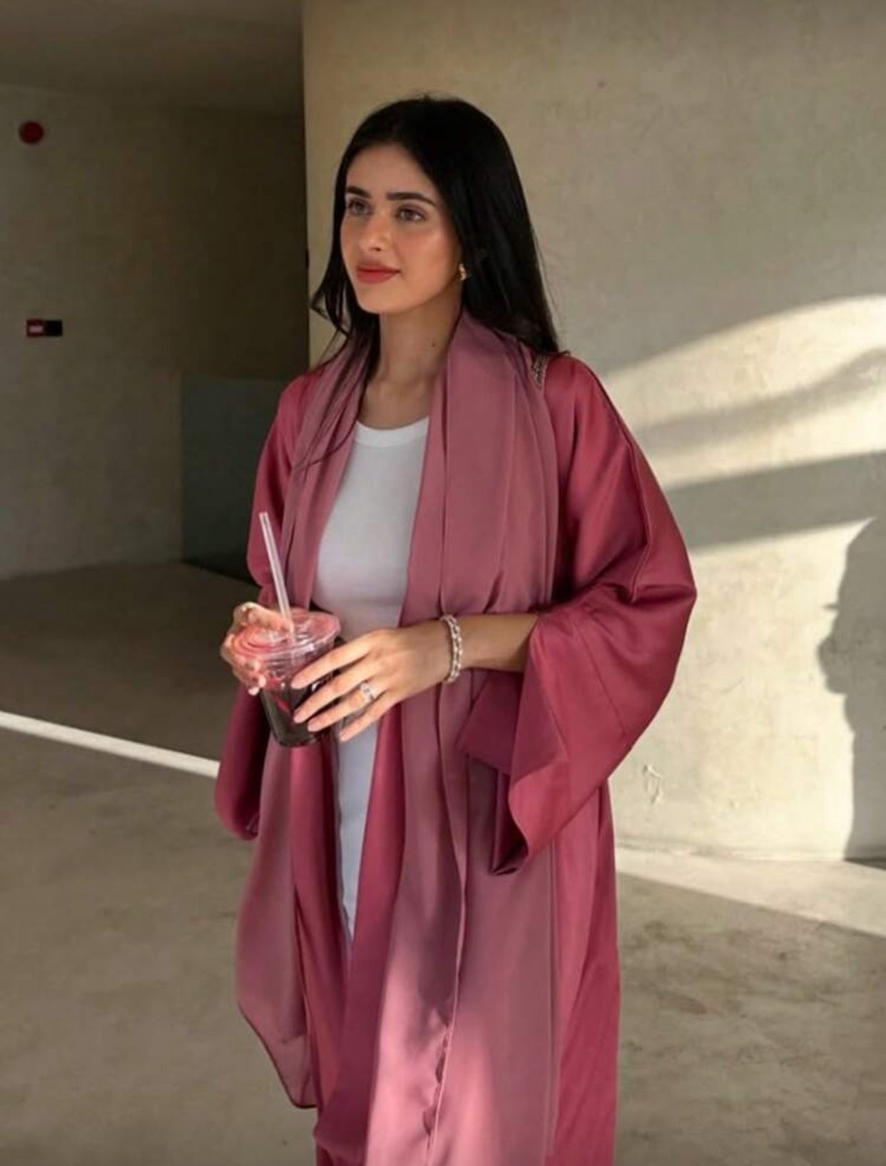 فستان و عەبایە ساتان یا جان بۆ ژنان