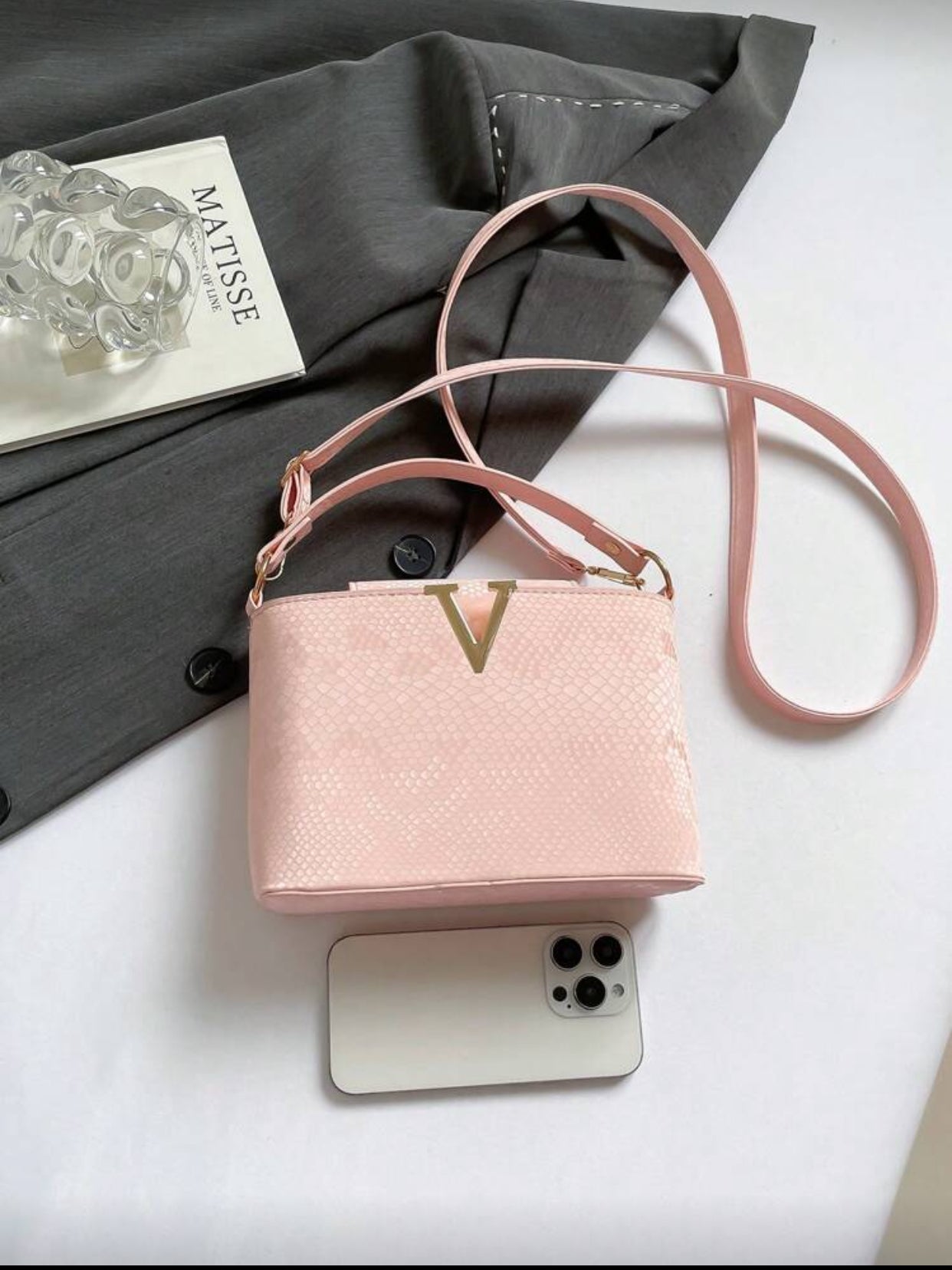 حقيبة كتف نسائية فاخرة بنقشة التمساح