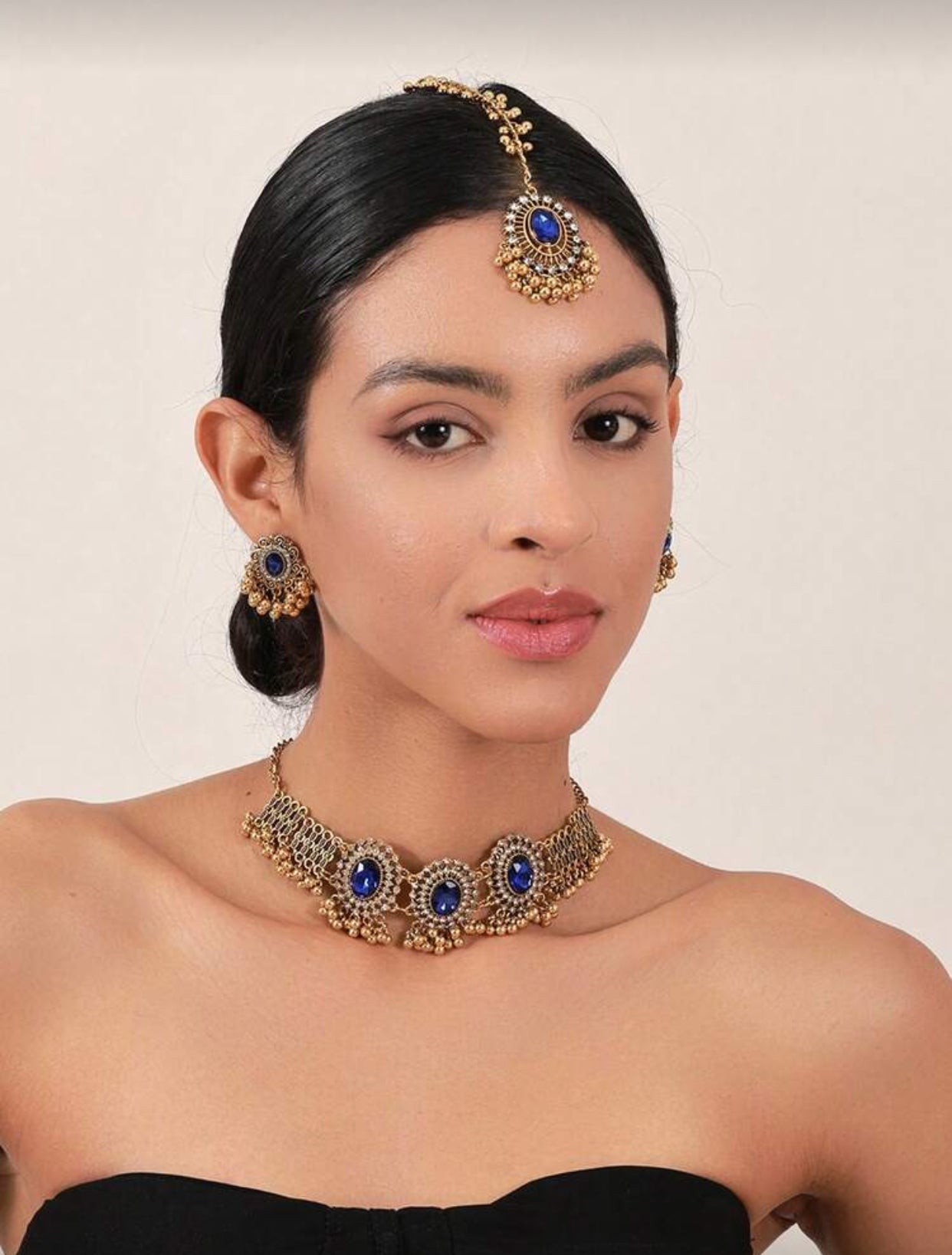 طقم مجوهرات نسائي ٤ قطع برونز عتيق