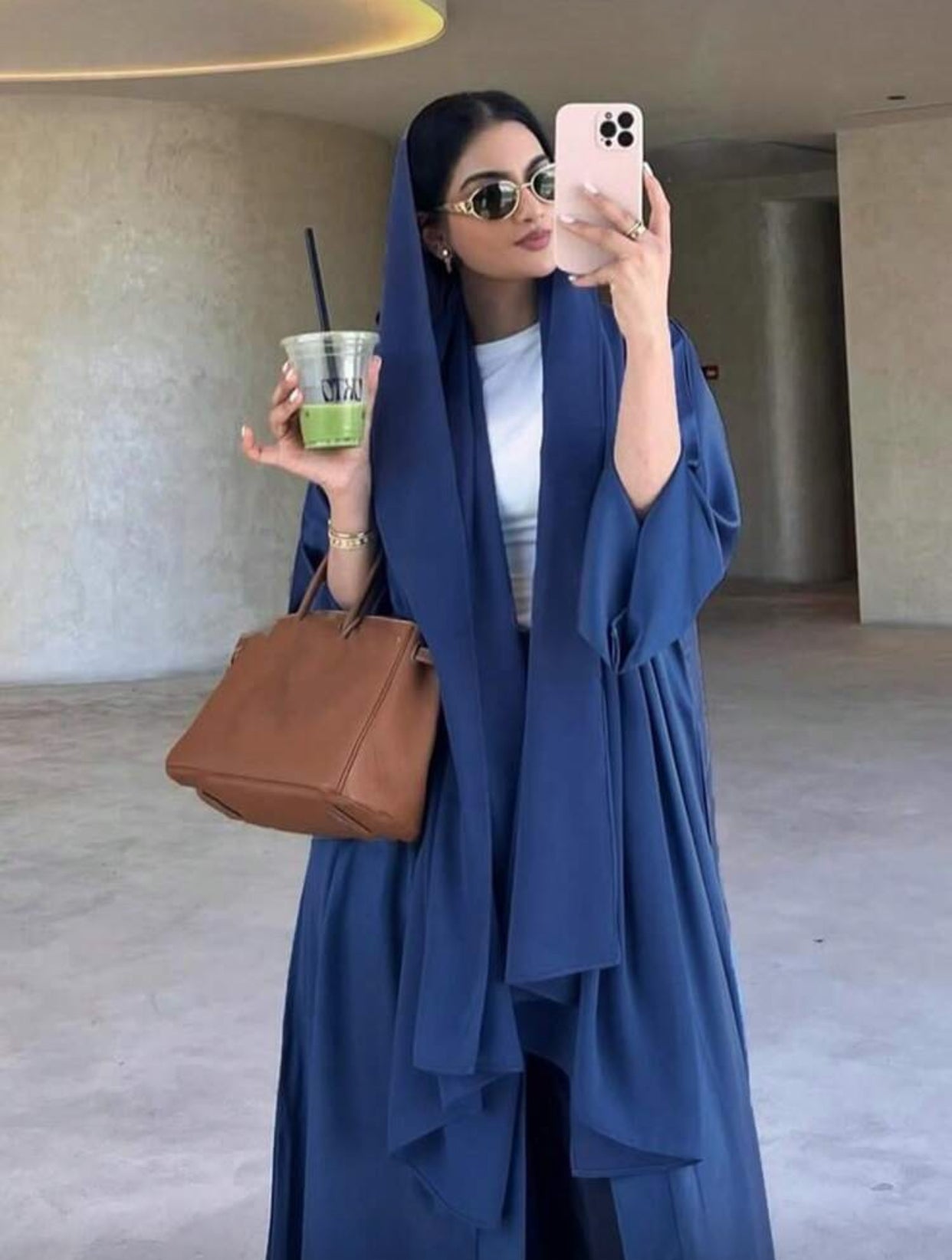 فستان و عەبایە ساتان یا جان بۆ ژنان