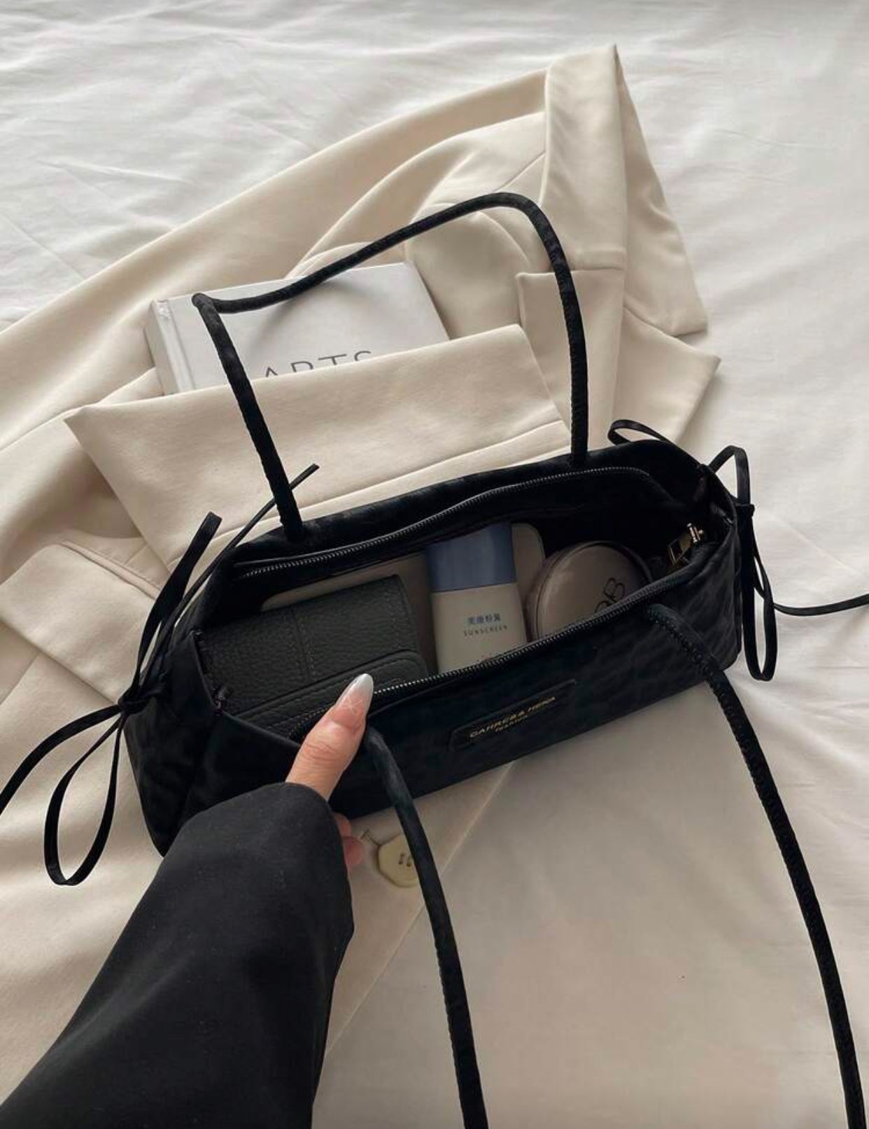 حقيبة يد عصرية بنقشة نمر لجميع المناسبات