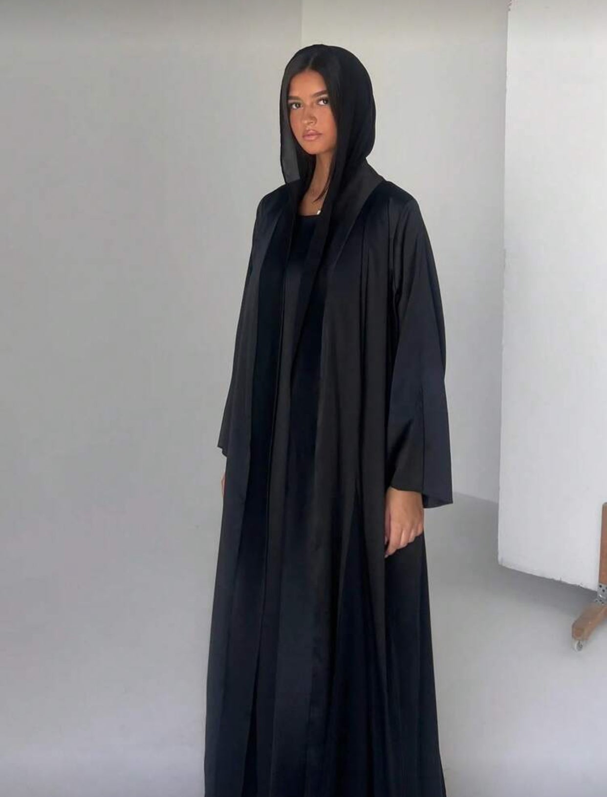 فستان و عەبایە ساتان یا جان بۆ ژنان