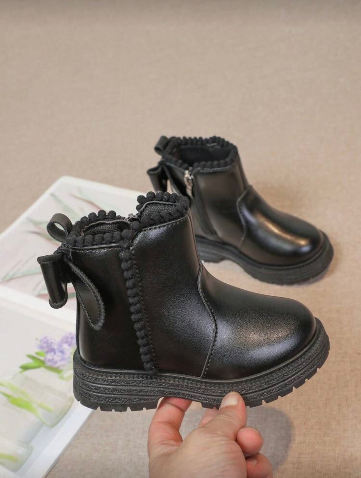 Elegant girls' bow ankle boots