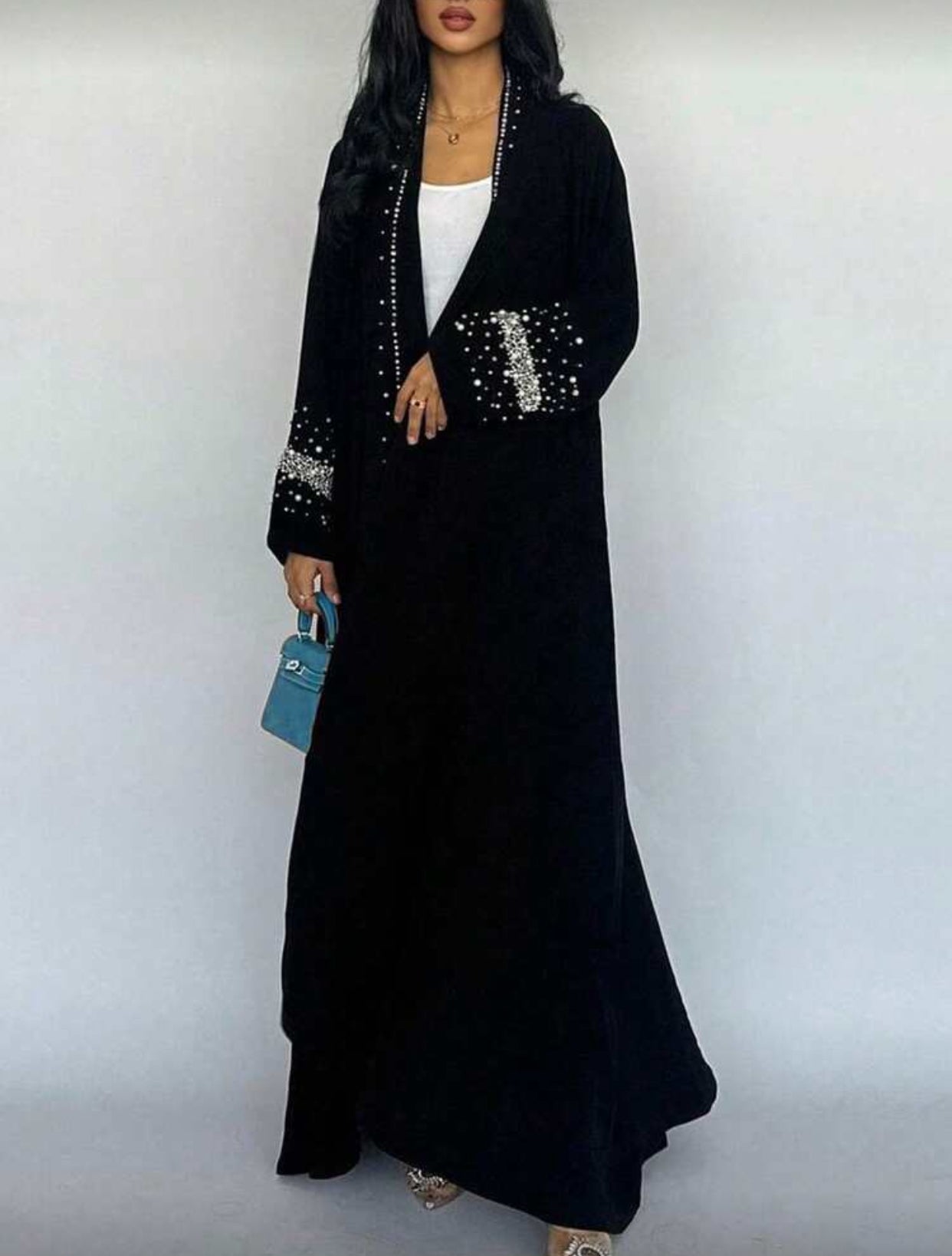 عەبایەکا درێژا شیک ب مرواری ودگه ل ده رسوك