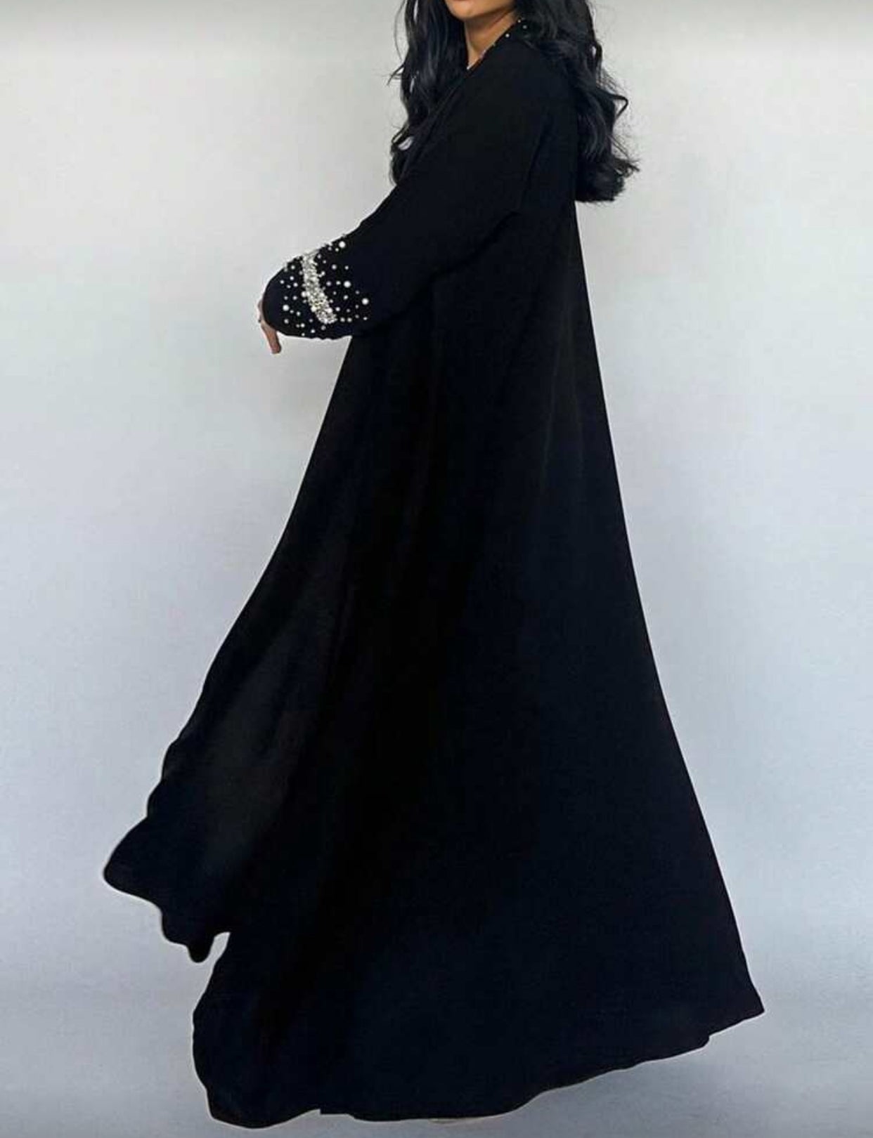 عەبایەکا درێژا شیک ب مرواری ودگه ل ده رسوك