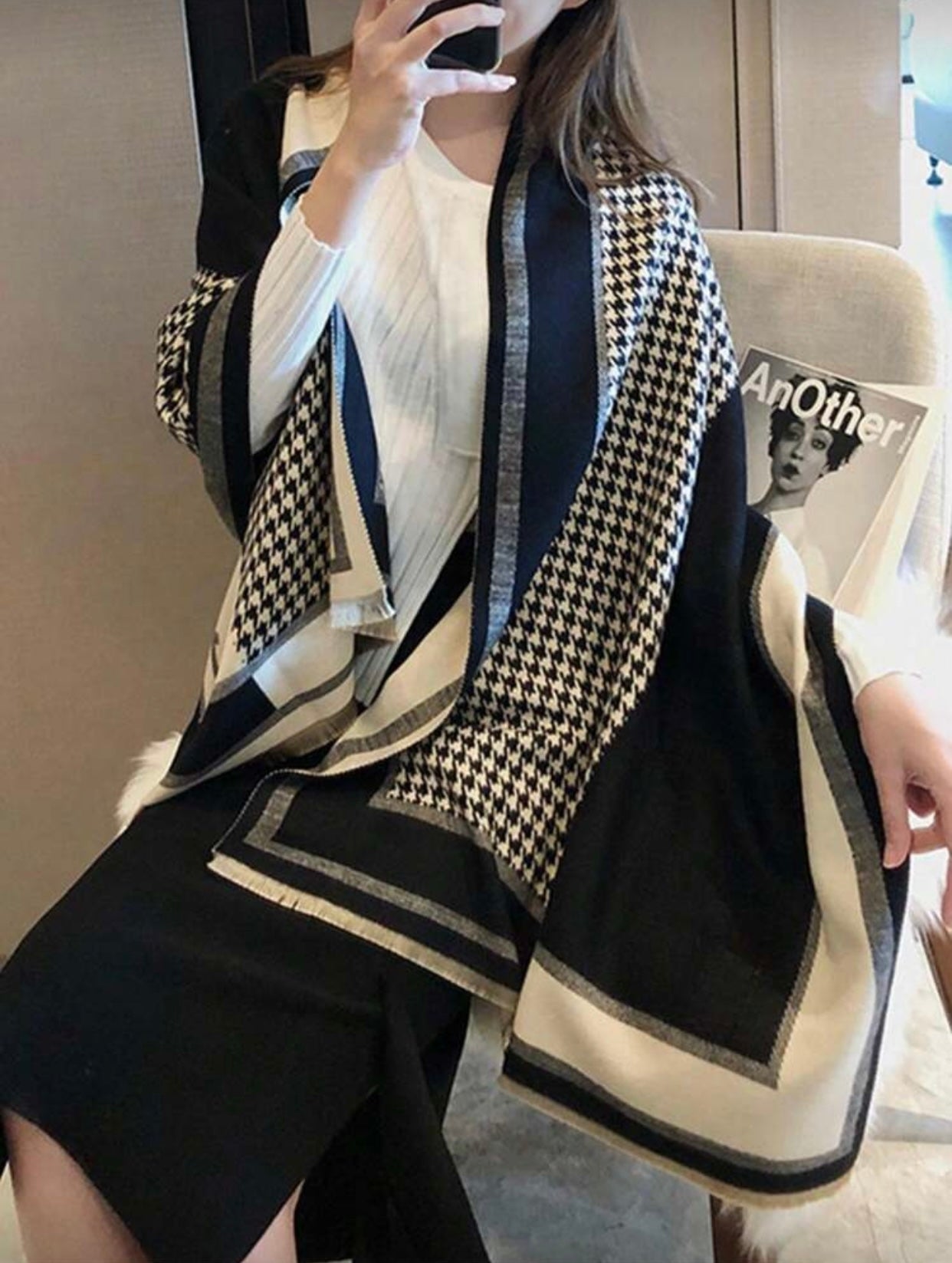 FADZOYLE Elegant Plaid Square Scarf for Women