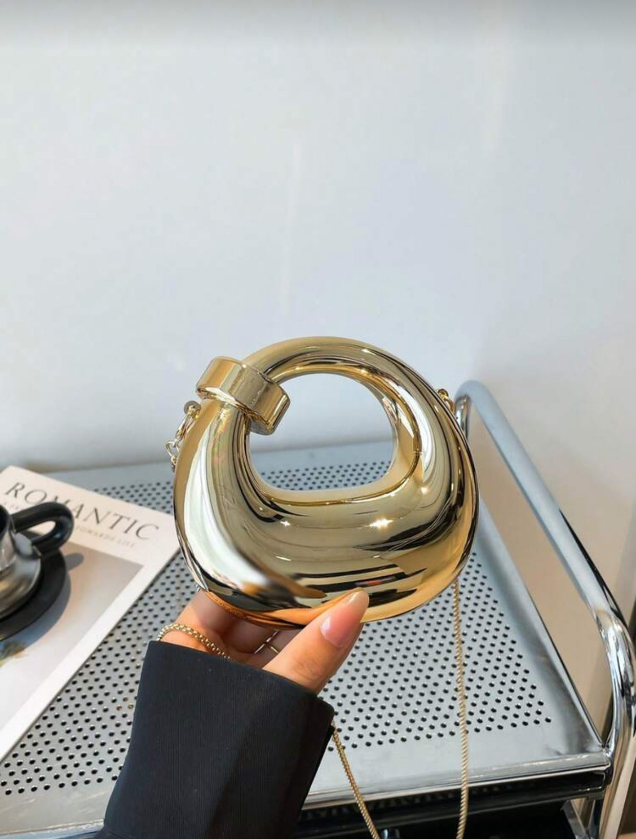  حقيبة يد نسائية أنيقة من الأكريليك