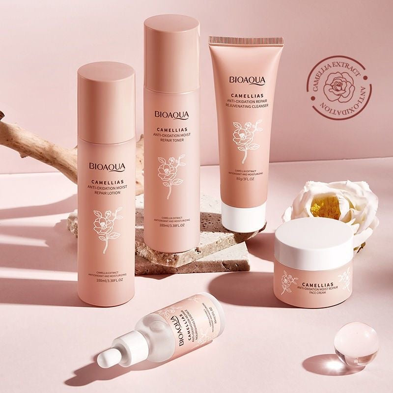 مجموعة العناية بالبشرة بالكاميليا