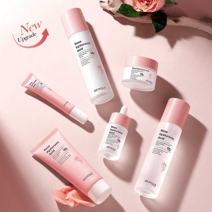 مجموعة العناية بالبشرة بالورد