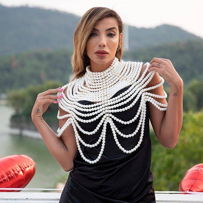 قلادة بدلة من اللؤلؤ للأزياء