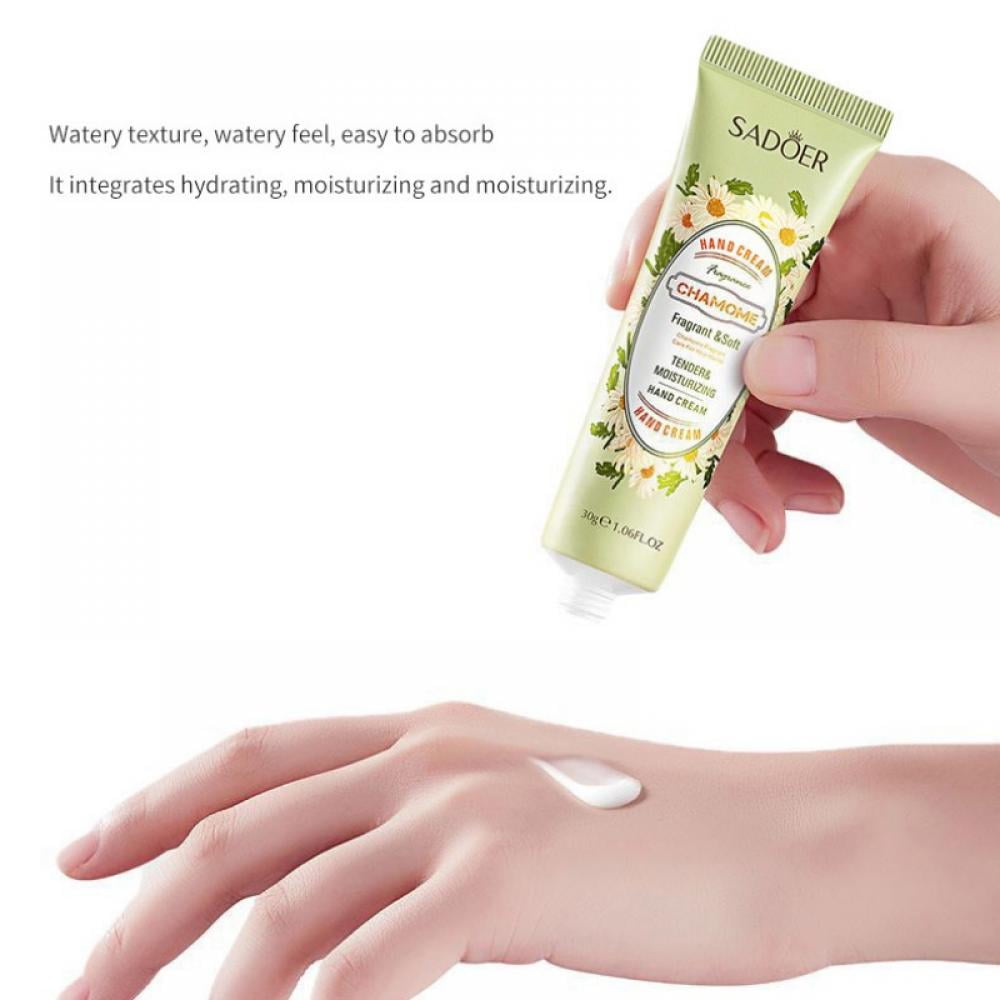 طقم كريم لليدين بالزهور والفواكه الملونة